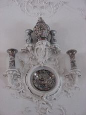 066 Wandschmuck im Treppenhaus.JPG